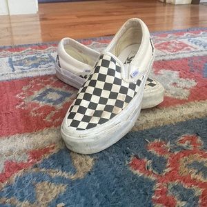 Checkerboard Vans off the wall originals womens 8/6.5 mens
